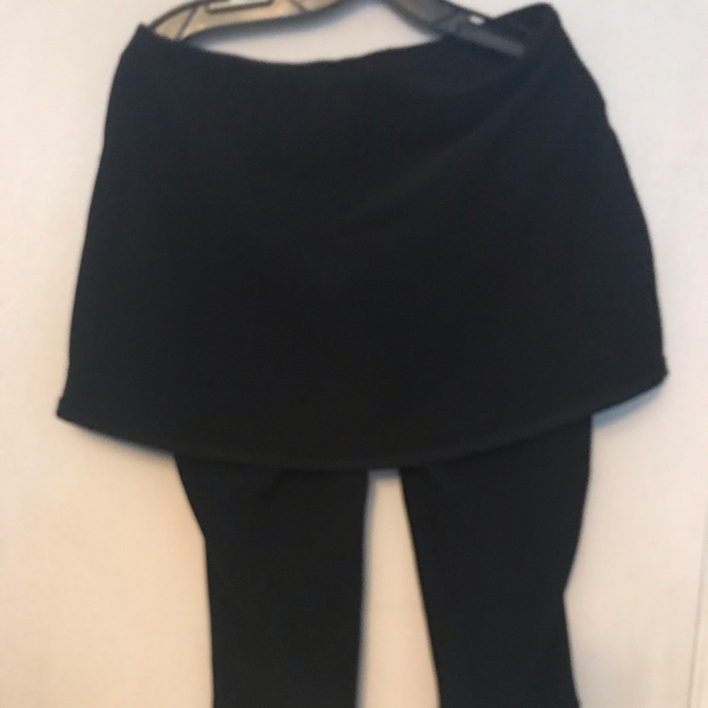 Athleta skirt/legging combo